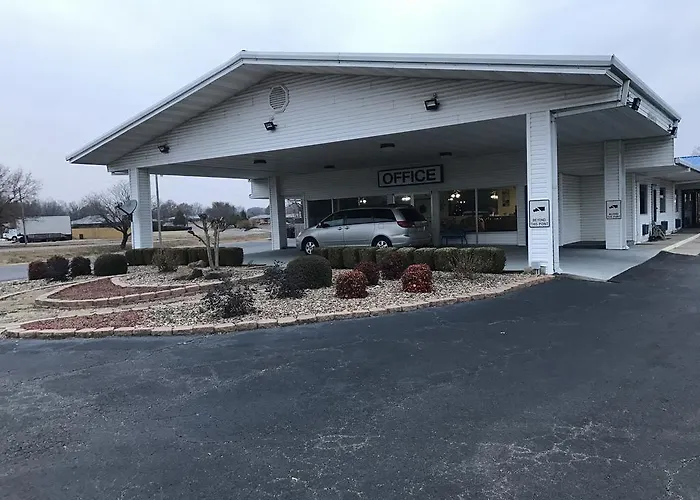 Sallisaw Inn